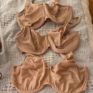 Chantelle Everyday Support Underwire Bra in Nude 34H